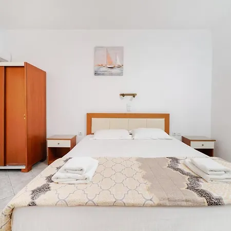 Apollonio 크리시 아모우디아