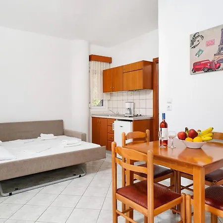 Apollonio Apartment