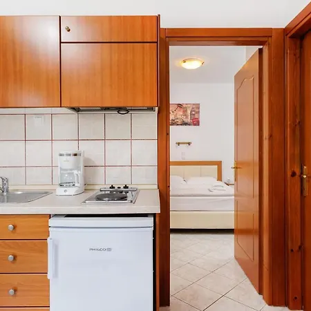 Apollonio Apartment *