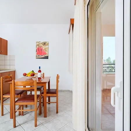 Apartment Apollonio Chrysi Ammoudia