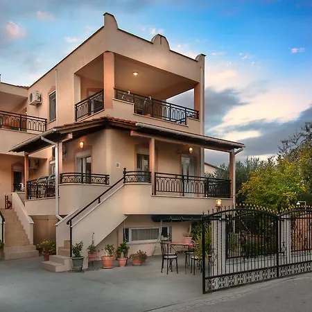 Apollonio * 크리시 아모우디아